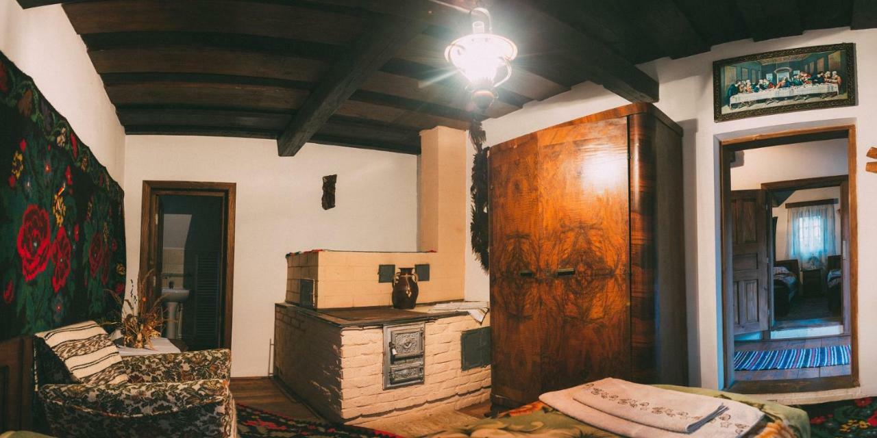 Casa Rares Sucevita Exterior photo